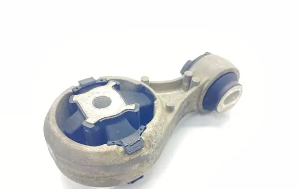 Engine mount bracket