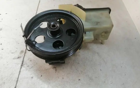 Ford Transit - Tourneo Connect Power steering pump IS7C3R700AC D2L4A 010514