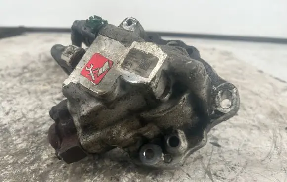 Citroen DS4 Fuel injection high pressure pump 28384347 1528557FNR 9674984480