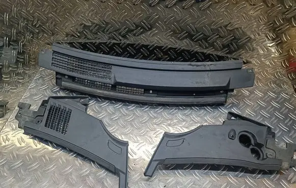 Citroen C-Zero Wiper trim 7405A469