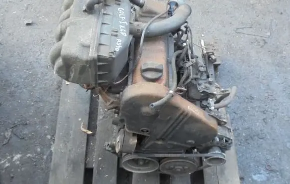 Volkswagen Golf I Engine 