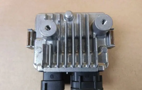 Toyota Yaris XP210 Fuel injection pump control unit/module 89571K0010