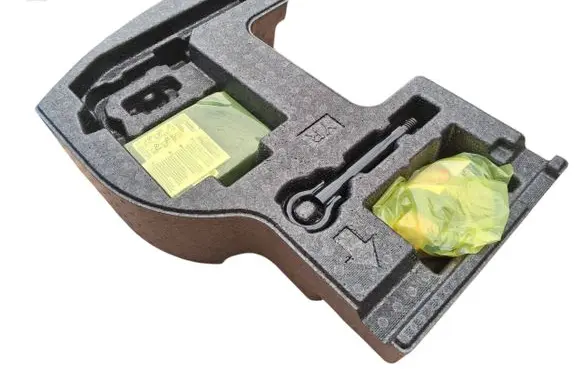 Toyota Yaris GR Tool set 6499552120
