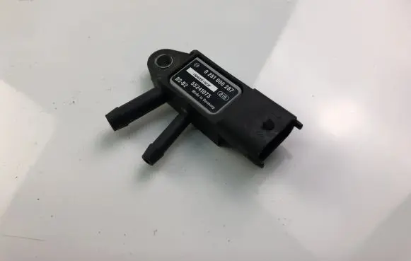 Fiat 500L Tire pressure sensor 55241075