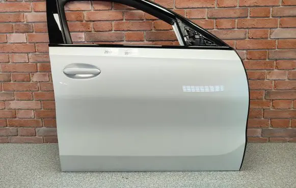 BMW X6 G06 Front door 8497442