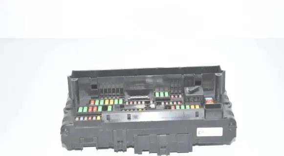 BMW M5 Fuse box set 9252815 61149252815