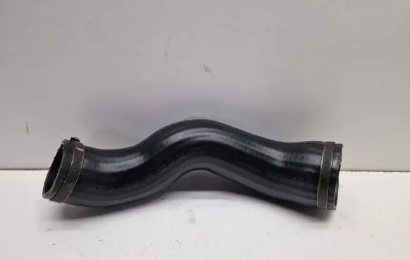 Volvo V70 Intercooler hose/pipe 30680218