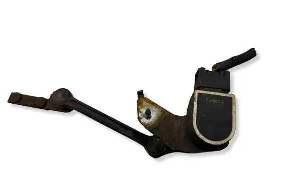 Volvo V70 Rear air suspension level height sensor 8G9N5A955BA