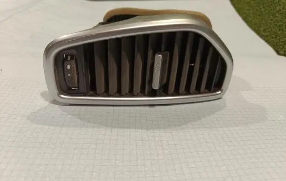Porsche Cayenne (9Y0 9Y3) Dashboard side air vent grill/cover trim 9Y0820952