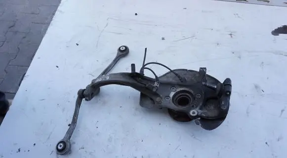 Audi A6 S6 C7 4G Front wheel hub