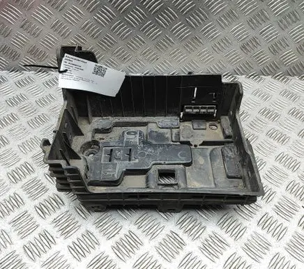 Citroen C4 Cactus Battery box tray 9676054080
