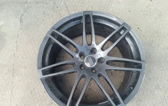 Audi S5 R20 alloy rim 8T0601025DE
