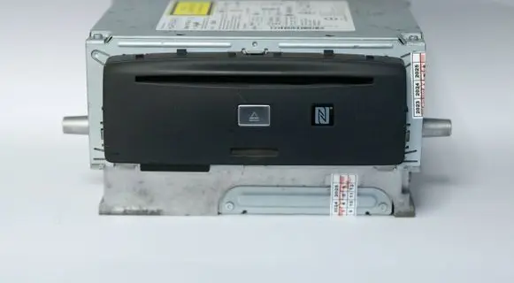 Mercedes-Benz G W463 2nd Gen Radio/CD/DVD/GPS head unit A2179008502 2179008502 A2179017200