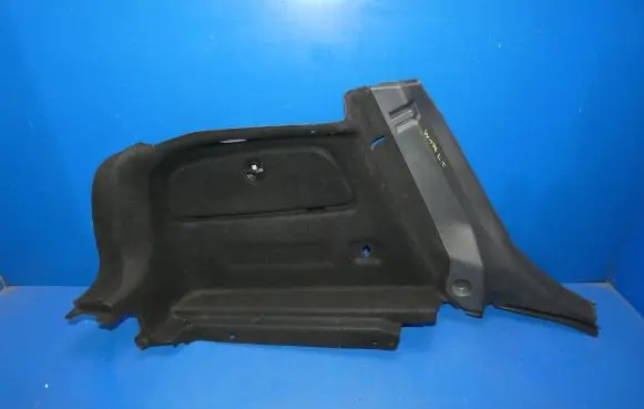 Mercedes-Benz A W176 Tailgate/trunk side cover trim 