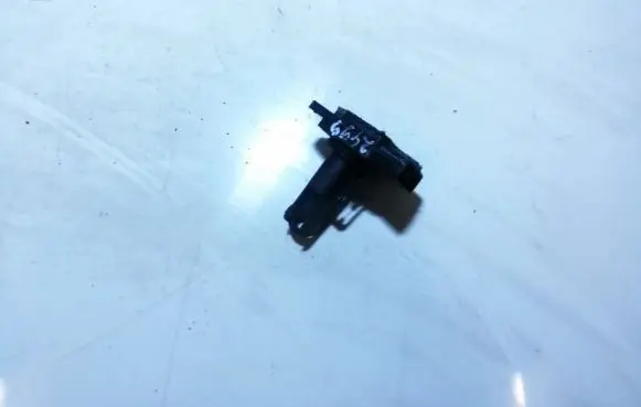 Suzuki Swift I Mass air flow meter mb1974003090