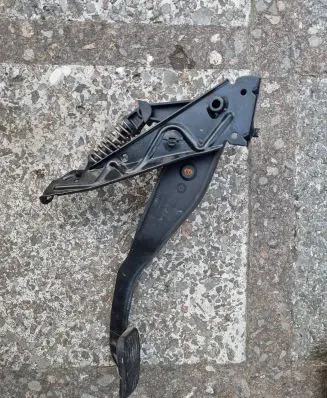 Volvo S60 Pedal assembly 3524406