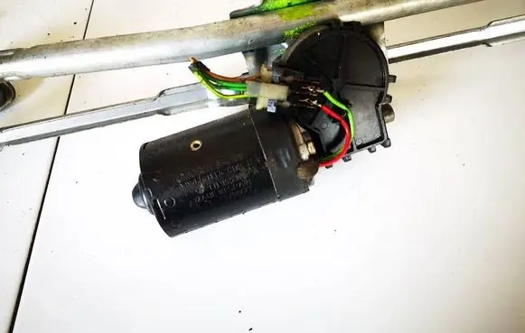 Audi A3 S3 8L Wiper motor 0390241137 1j1955113a