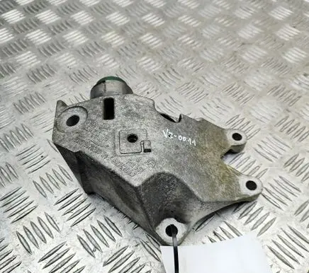 BMW 3 G20 G21 Engine mounting bracket 6876207