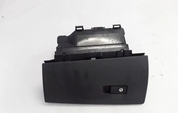 Volvo S80 Glove box 30676278