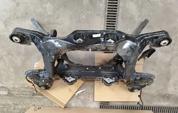 Volvo XC60 Rear subframe 32315793 32292930