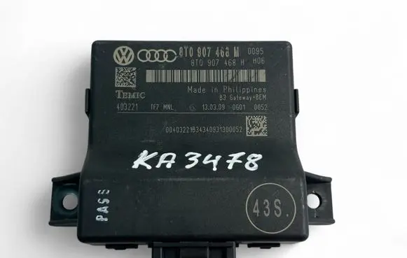 Audi A5 8T 8F Other control units/modules 8T0907468M