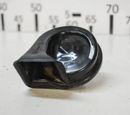Volkswagen Golf VI Horn signal