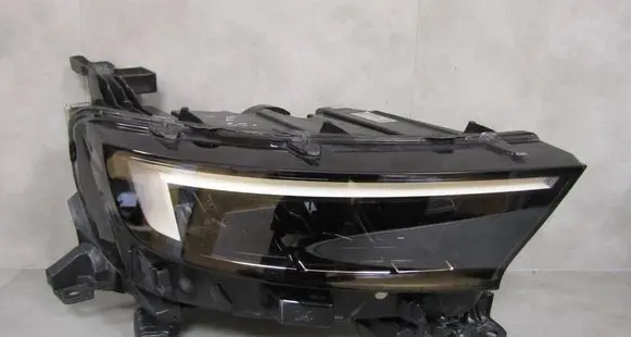 Opel Mokka B Headlight/headlamp 9834007980 368158932