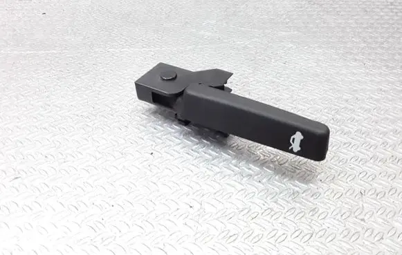 Chevrolet Orlando Engine bonnet (hood) release handle