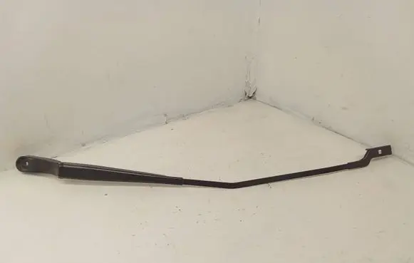 Opel Grandland X Front wiper blade arm YP00061080
