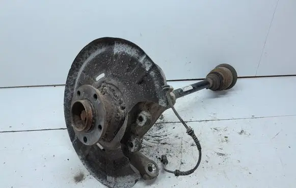 BMW 5 F10 F11 Front wheel hub 7581021