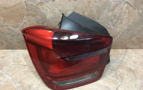 BMW 1 F20 F21 Rear/tail lights 7270097