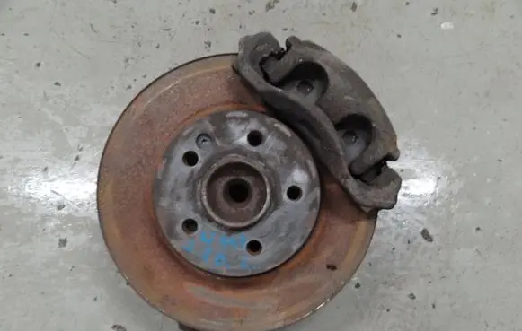 Mercedes-Benz Vito Viano W447 Front wheel hub spindle knuckle
