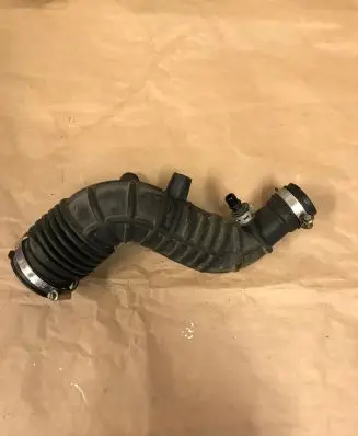 Nissan Qashqai Coolant pipe/hose 