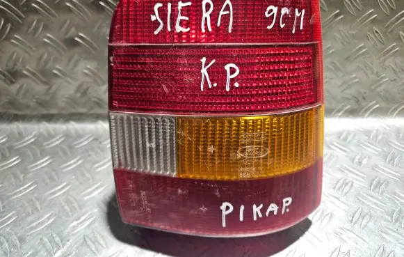 Ford Sierra Rear/tail lights 83BG13A602