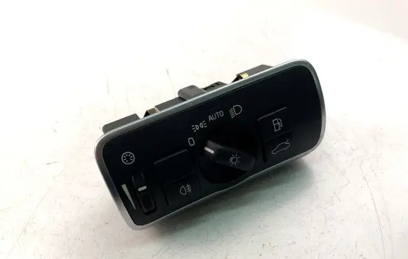 Volvo S60 Light switch 31443839