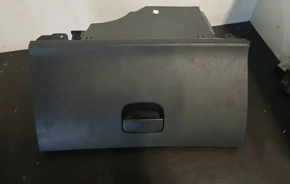 Peugeot 308 Glove box 9655993677