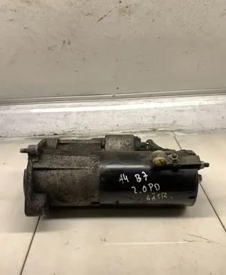 Audi A4 S4 B7 8E 8H Starter motor 1005831442