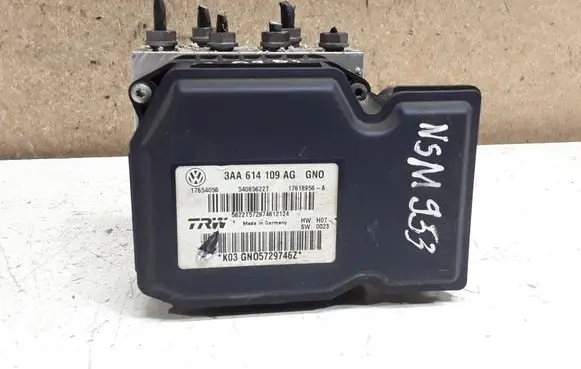 Volkswagen PASSAT B7 ABS Pump 3AA614109AG