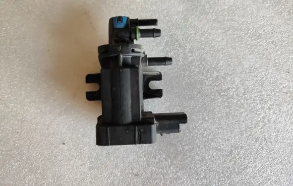 Citroen Berlingo Turbo solenoid valve 9801887680