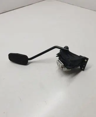 Volvo XC90 Accelerator throttle pedal 30683521