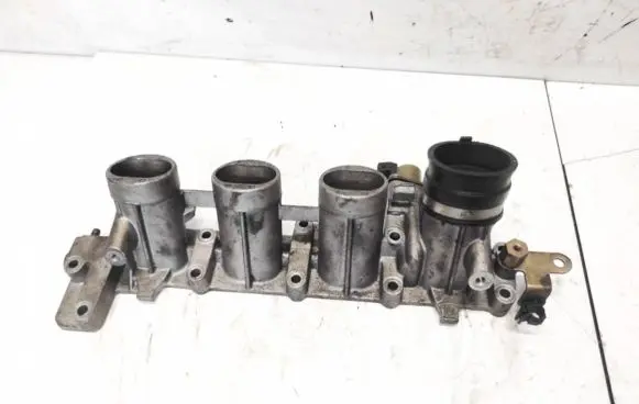 Alfa Romeo 147 Intake manifold