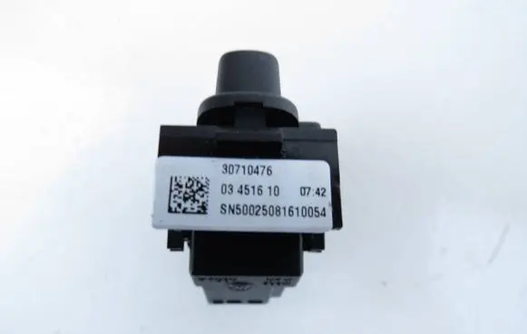 Volvo V70 Central locking switch button 30710476 03451610 SN5002508161004