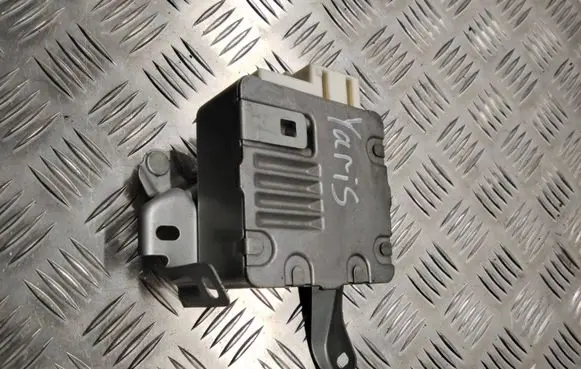 Toyota Yaris Other control units/modules 896500D180 6900001832