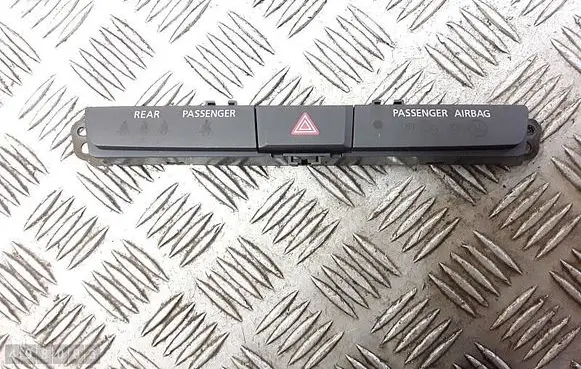 Mitsubishi Eclipse Cross Hazard light switch 8002d032