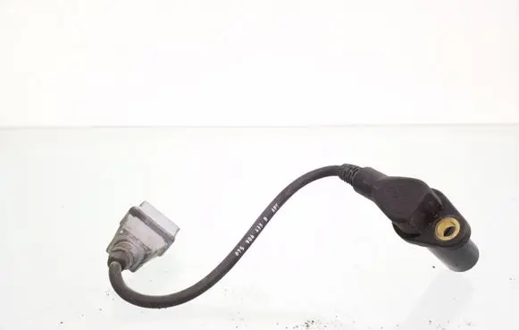 Volkswagen Transporter - Caravelle T4 Camshaft position sensor 075906433B