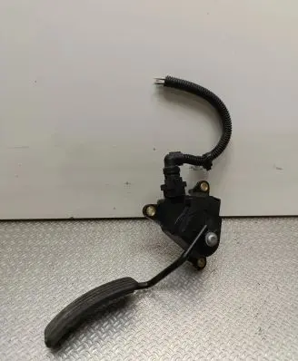 Renault Kangoo II Accelerator throttle pedal 8200436878 3183C 20760
