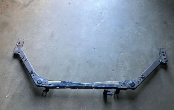 Nissan X-Trail T31 Top upper radiator support slam panel 