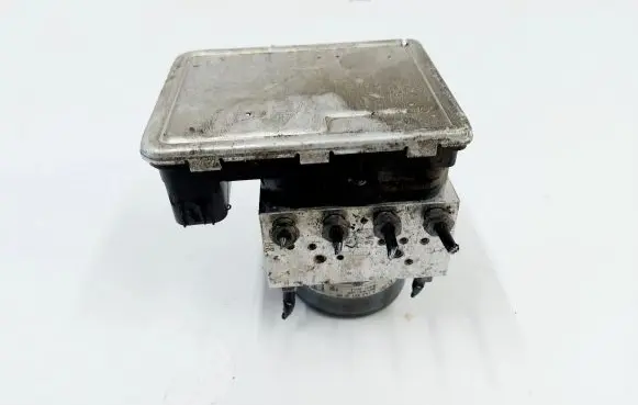 Mercedes-Benz C AMG W205 ABS Pump A2534313200