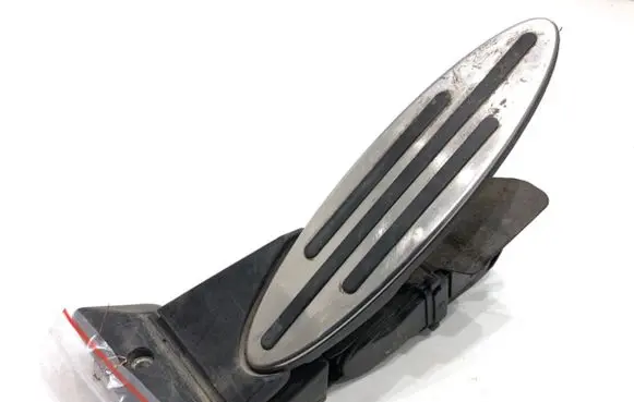 Mini Cooper Countryman R60 Accelerator throttle pedal 6853180