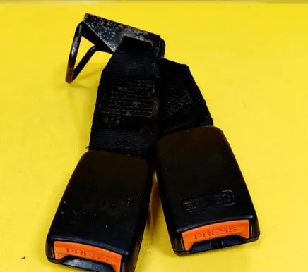 Nissan Almera Middle seatbelt buckle (rear) 888629F500